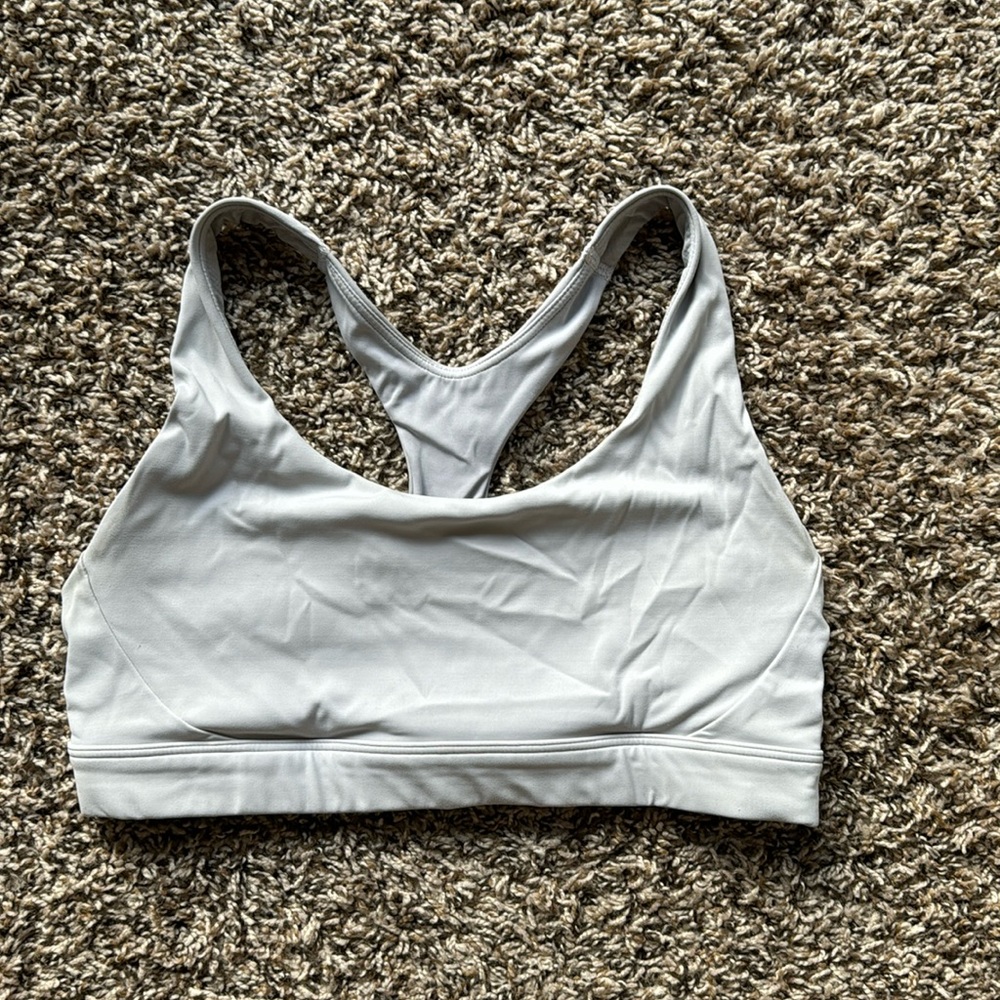 Athleta women’s ultimate bra